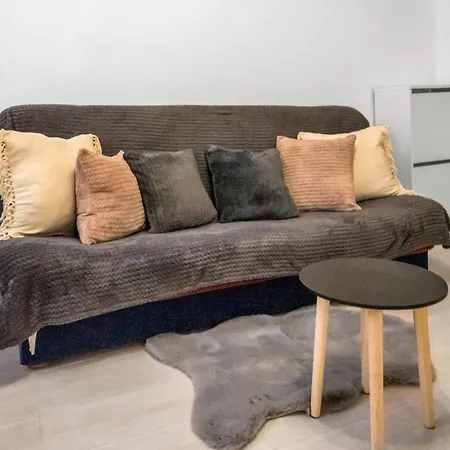 Ochota - Park, Bus&trains Nearby - By Rentujemy Варшава