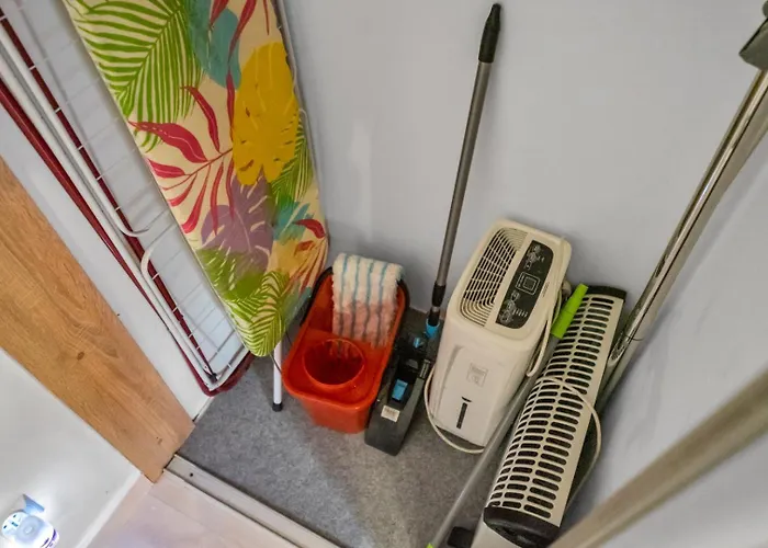 아파트 Ochota - Park, Bus&trains Nearby - By Rentujemy 바르샤바