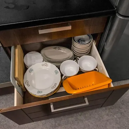 Ochota - Park, Bus&trains Nearby - By Rentujemy