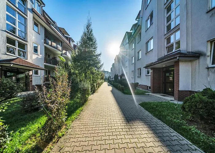 Lejlighed Ochota - Park, Bus&trains Nearby - By Rentujemy Warszawa